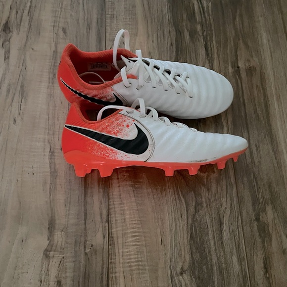 Nike Other - Boys Orange & White Nike Soccer Cleats